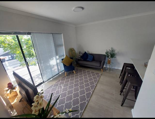 2 BEDROOM APARTMENT SOLD IN PROTEA HEIGHTS